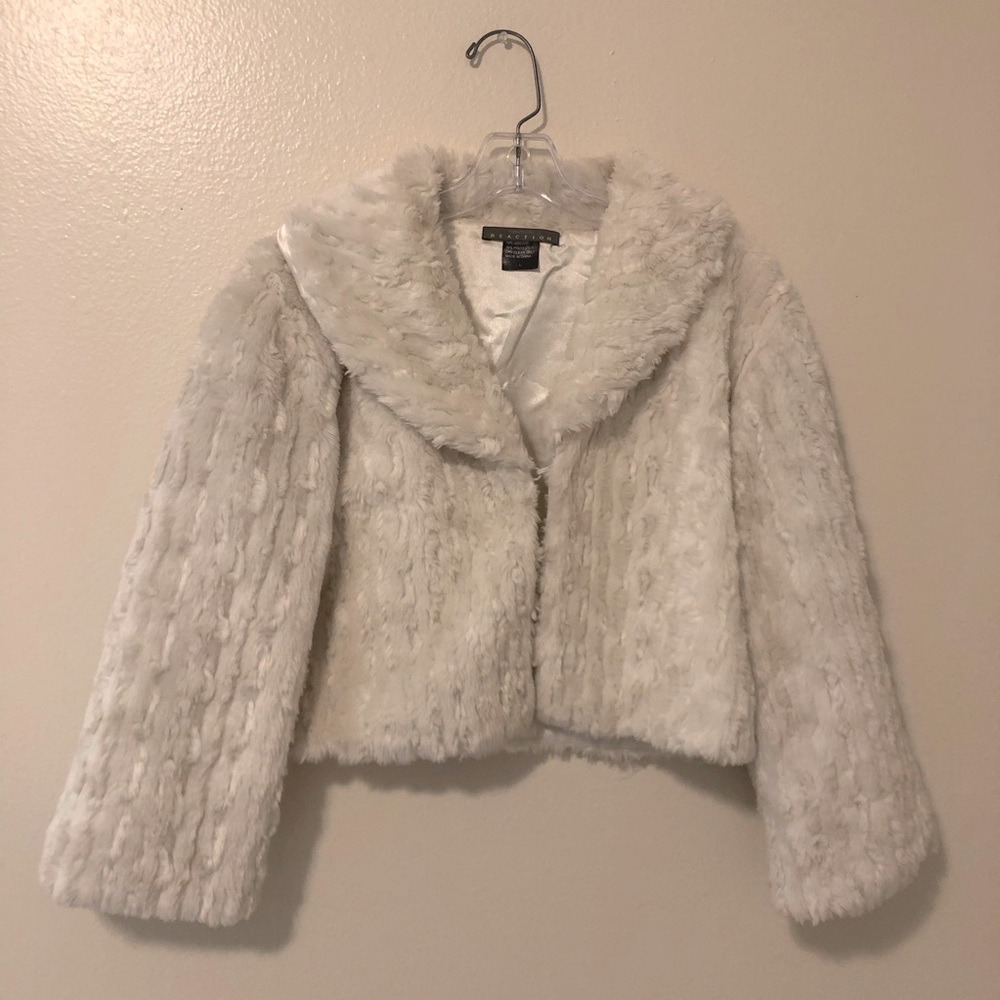 Kenneth Cole Reaction. Fashion cropped jacket.